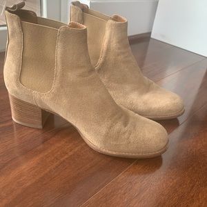 Aquatalia boots